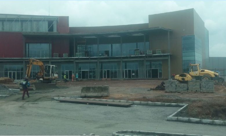 Douala Grand Mall en chantier