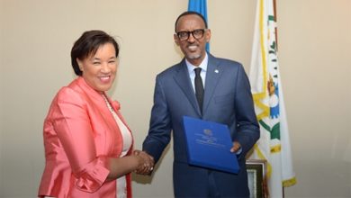 Paul Kagame et Patricia Scotland