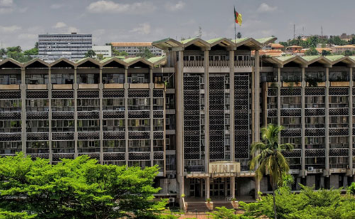 Cameroun, secteur Bancaire, Microfinances, Banques