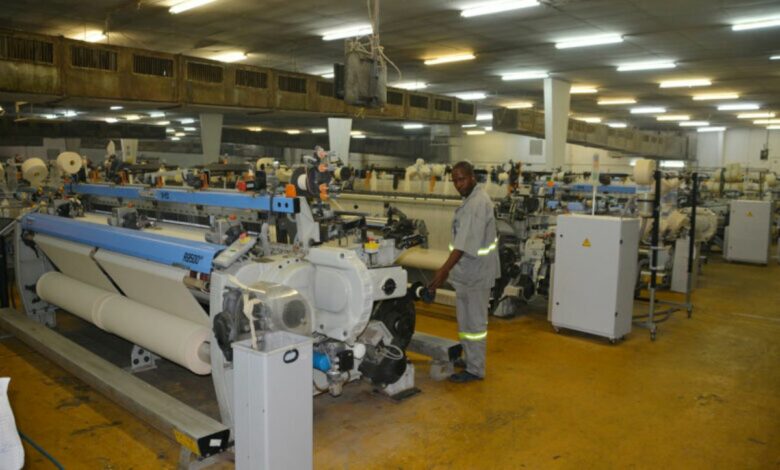 Usine de la Cicam au Cameroun.